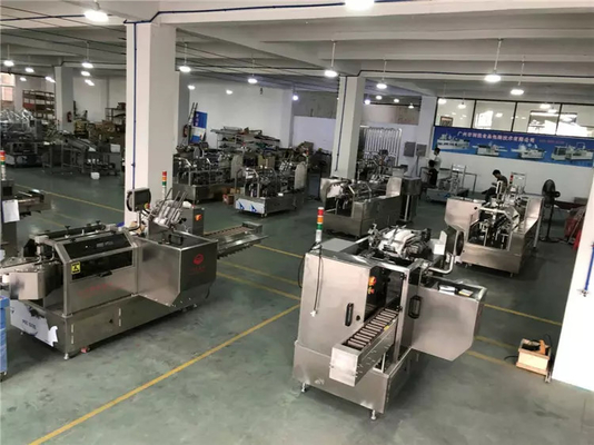 Yüksek Hızlı Kompakt Otomatik Kozmetik Paketleme Makinesi