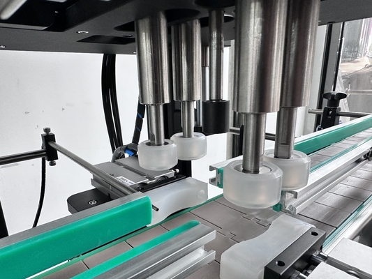 Servo Motor Kapatma Makinesi Stabil Taşıma Verimli Üretim