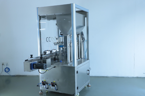10 Başlı 450 KG Kozmetik Sıvı Doldurma Makinesi 220V 50Hz güç kaynağı ile