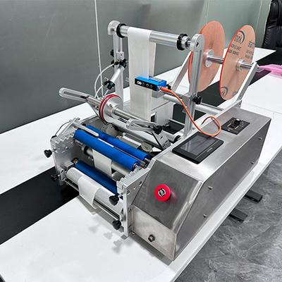 PLC Yarı Otomatik Etiketleme Makinesi 220V 50HZ Güç Paslanmaz Çelik Malzeme